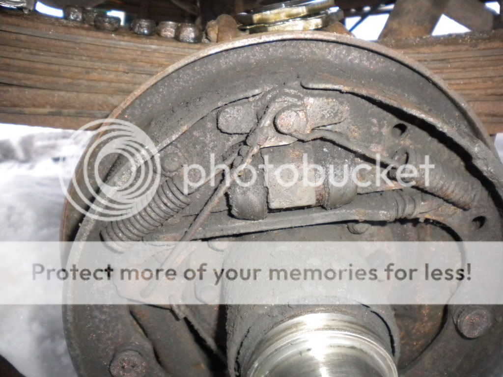 Ford Transit Forum • View topic rear brake drum removal old tranny